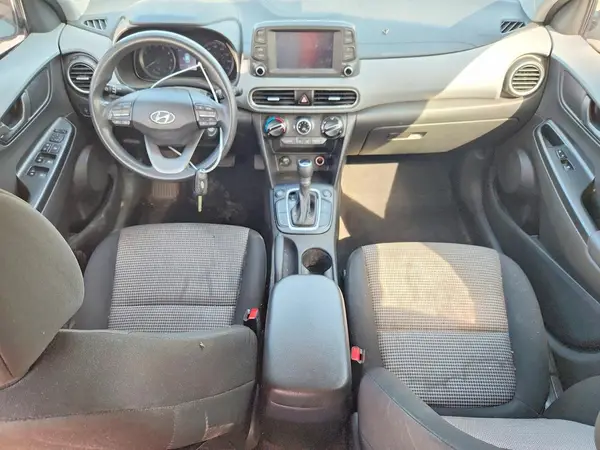 KM8K1CAA7MU661615 2021 HYUNDAI KONA - Image 8