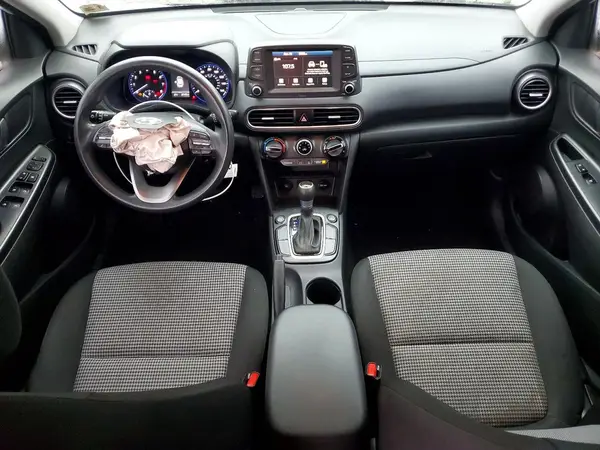 KM8K1CAA7MU702793 2021 HYUNDAI KONA - Image 8
