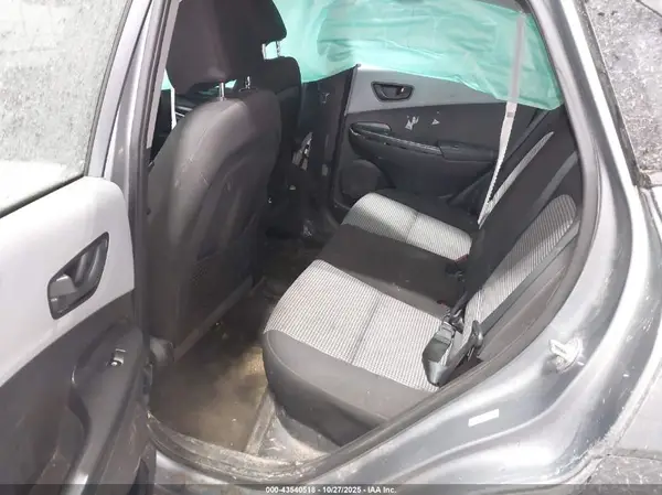 KM8K1CAA7MU704625 2021 HYUNDAI KONA - Image 8