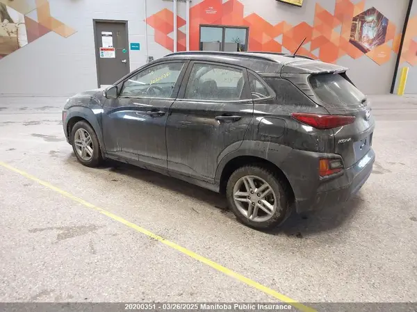 KM8K1CAA7MU743523 2021 HYUNDAI KONA - Image 2