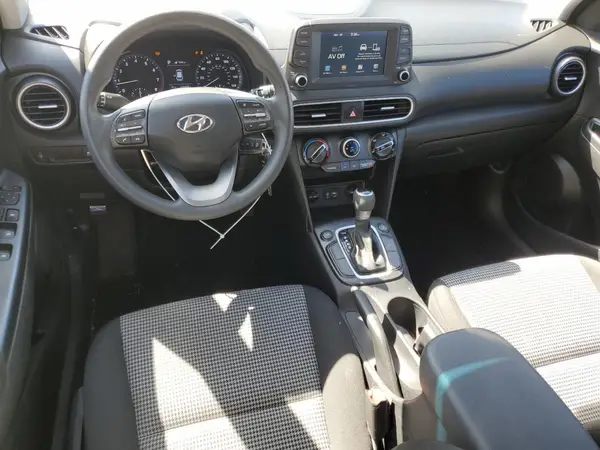 KM8K1CAA8JU075940 2018 HYUNDAI KONA - Image 8