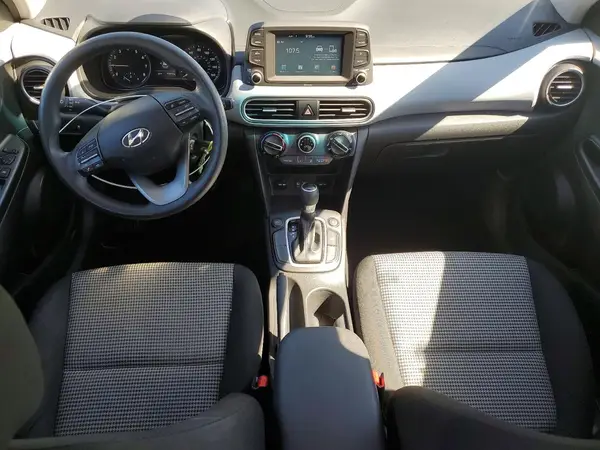 KM8K1CAA8JU113067 2018 HYUNDAI KONA - Image 8