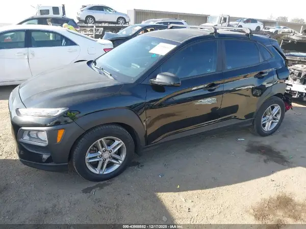 KM8K1CAA8JU113411 2018 HYUNDAI KONA - Image 2