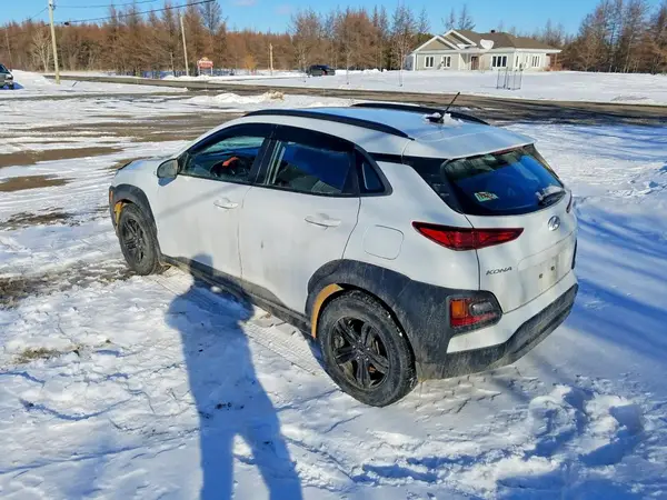 KM8K1CAA8LU412500 2020 HYUNDAI KONA - Image 2