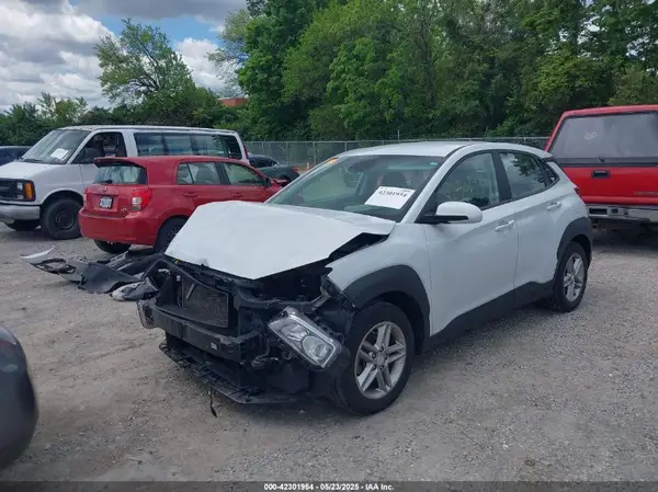 KM8K1CAA8LU443892 2020 HYUNDAI KONA - Image 2