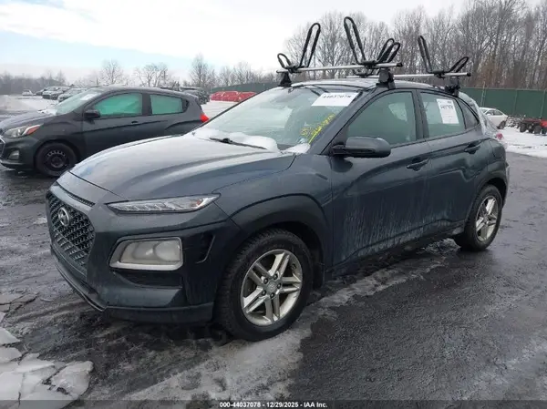 KM8K1CAA8MU599867 2021 HYUNDAI KONA - Image 2