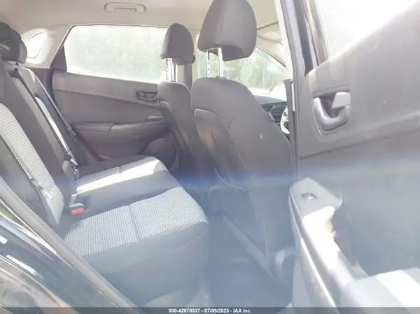 KM8K1CAA8MU601634 2021 HYUNDAI KONA - Image 8
