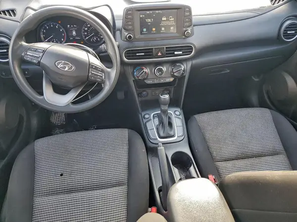 KM8K1CAA8MU645584 2021 HYUNDAI KONA - Image 8