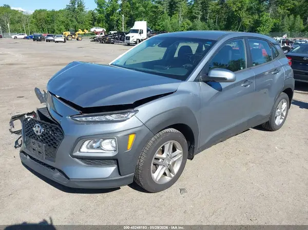 KM8K1CAA8MU674924 2021 HYUNDAI KONA - Image 2
