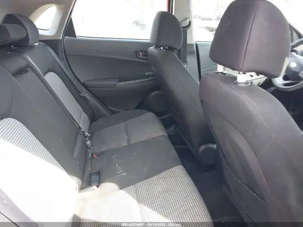 KM8K1CAA8MU676799 2021 HYUNDAI KONA - Image 8