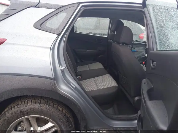 KM8K1CAA8MU685907 2021 HYUNDAI KONA - Image 8