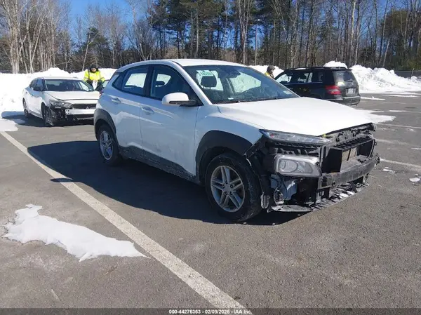 KM8K1CAA8MU717349 2021 HYUNDAI KONA - Image 1