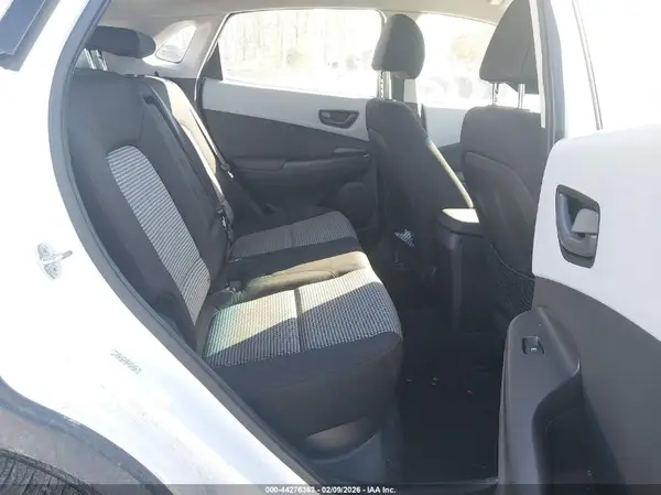 KM8K1CAA8MU717349 2021 HYUNDAI KONA - Image 8