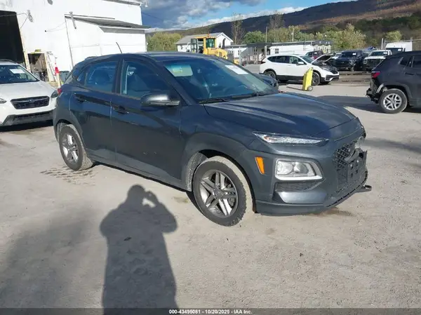 KM8K1CAA8MU745846 2021 HYUNDAI KONA - Image 1
