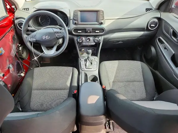 KM8K1CAA9JU095971 2018 HYUNDAI KONA - Image 8