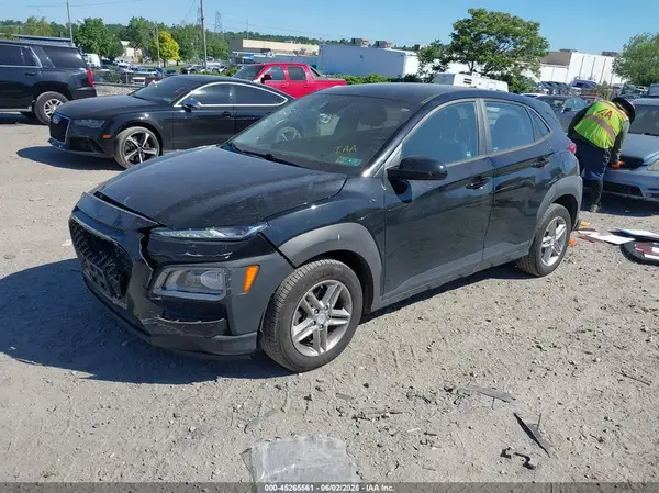 KM8K1CAA9MU600332 2021 HYUNDAI KONA - Image 2