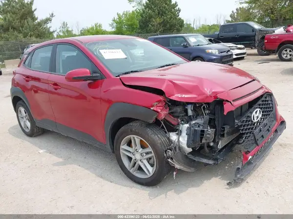 KM8K1CAA9MU633962 2021 HYUNDAI KONA - Image 1