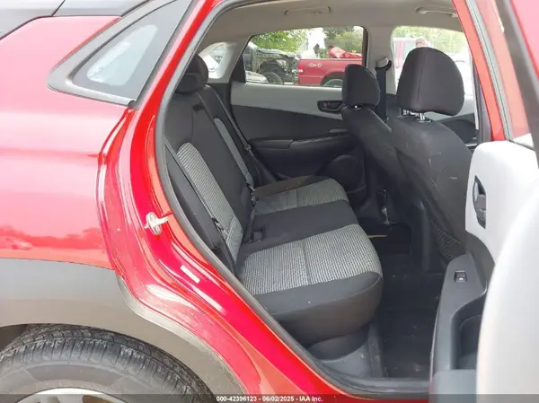 KM8K1CAA9MU633962 2021 HYUNDAI KONA - Image 8
