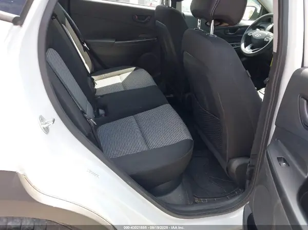 KM8K1CAA9MU639132 2021 HYUNDAI KONA - Image 8