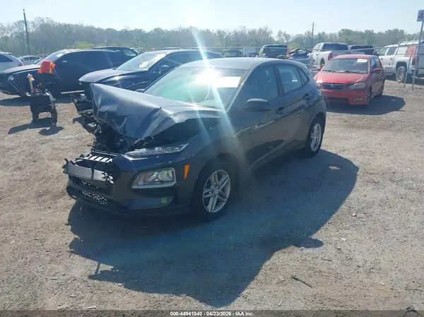 KM8K1CAAXJU108162 2018 HYUNDAI KONA - Image 2