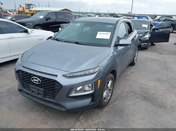 KM8K1CAAXJU148516 2018 HYUNDAI KONA - Image 2