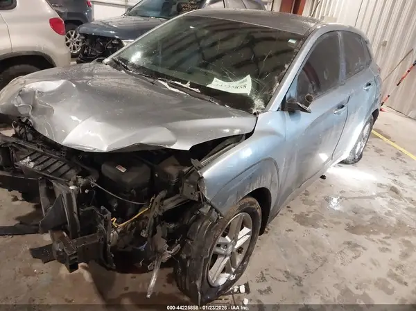 KM8K1CAAXJU179331 2018 HYUNDAI KONA - Image 2