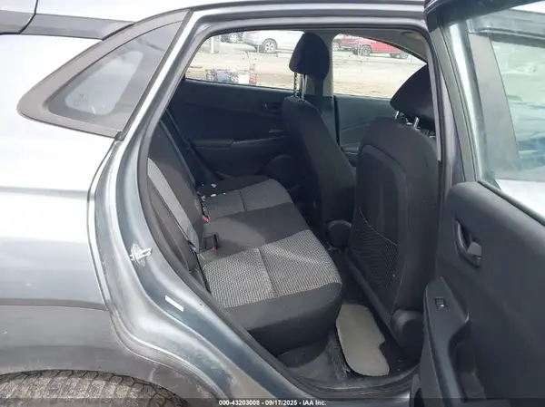 KM8K1CAAXMU615373 2021 HYUNDAI KONA - Image 8