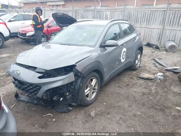 KM8K1CAB8NU908814 2022 HYUNDAI KONA - Image 2