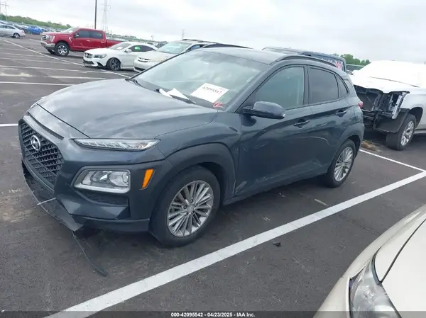 KM8K22AA0JU081724 2018 HYUNDAI KONA - Image 2