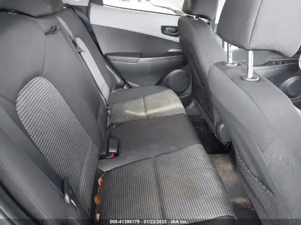KM8K22AA0JU099415 2018 HYUNDAI KONA - Image 8