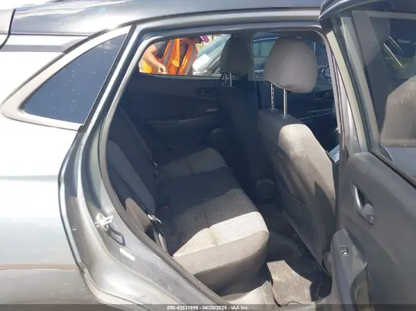 KM8K22AA0JU183542 2018 HYUNDAI KONA - Image 8