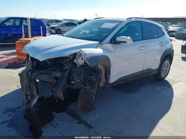 KM8K22AA0LU396381 2020 HYUNDAI KONA - Image 2