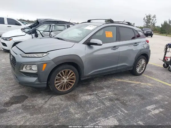 KM8K22AA0MU616653 2021 HYUNDAI KONA - Image 2