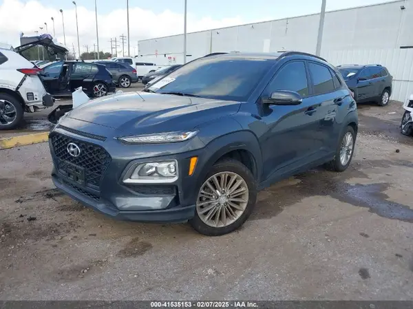 KM8K22AA0MU621352 2021 HYUNDAI KONA - Image 2