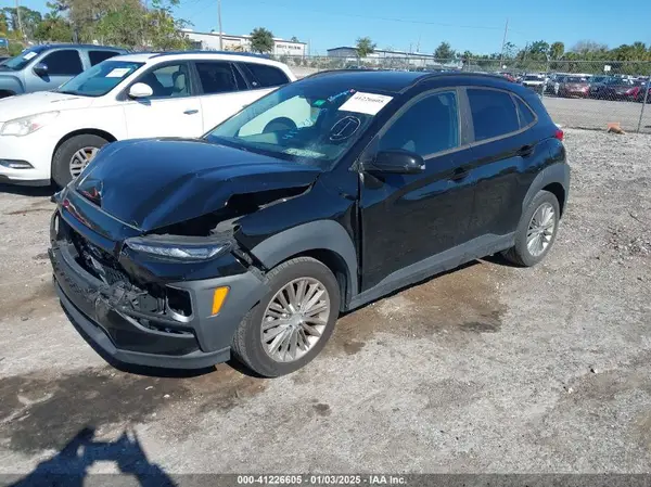 KM8K22AA1JU080744 2018 HYUNDAI KONA - Image 2