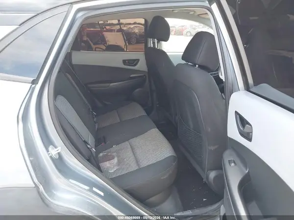 KM8K22AA1JU095647 2018 HYUNDAI KONA - Image 8