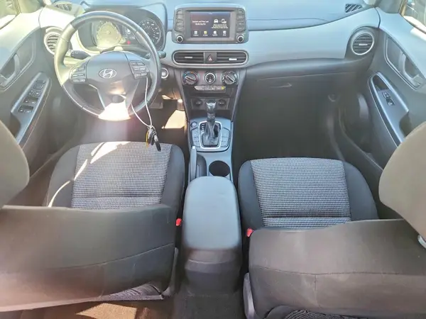 KM8K22AA1JU151117 2018 HYUNDAI KONA - Image 8