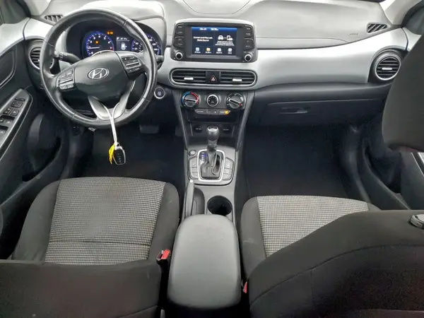 KM8K22AA1JU186403 2018 HYUNDAI KONA - Image 8