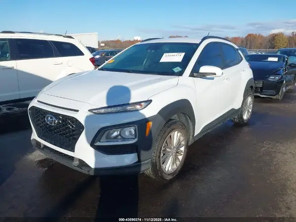 KM8K22AA1LU557952 2020 HYUNDAI KONA - Image 2