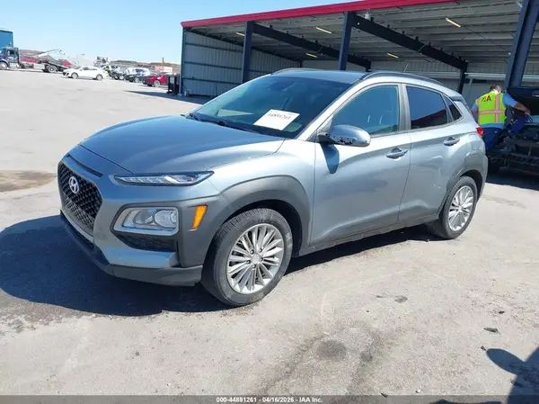 KM8K22AA1LU558230 2020 HYUNDAI KONA - Image 2