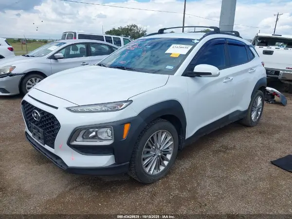KM8K22AA1MU640394 2021 HYUNDAI KONA - Image 2