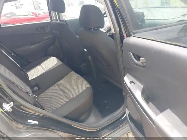 KM8K22AA1MU694195 2021 HYUNDAI KONA - Image 8