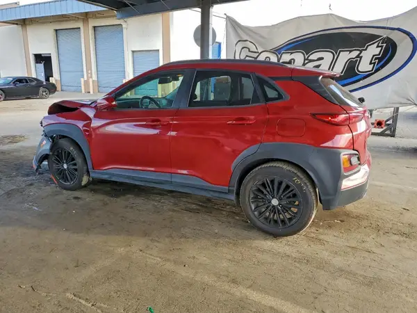 KM8K22AA2JU072894 2018 HYUNDAI KONA - Image 2