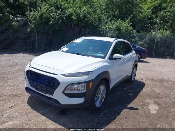 KM8K22AA2JU085757 2018 HYUNDAI KONA - Image 2