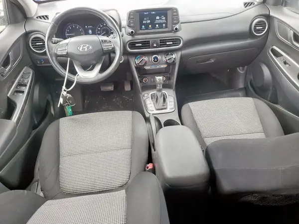KM8K22AA2JU095849 2018 HYUNDAI KONA - Image 8