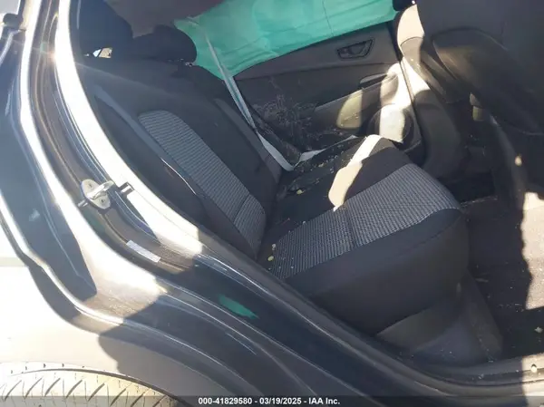 KM8K22AA2JU132382 2018 HYUNDAI KONA - Image 8
