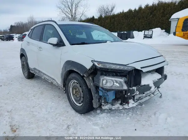 KM8K22AA2JU157136 2018 HYUNDAI KONA - Image 1