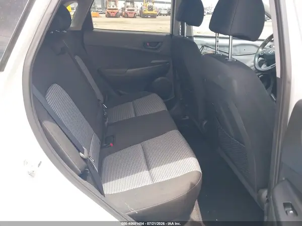 KM8K22AA2JU161994 2018 HYUNDAI KONA - Image 8