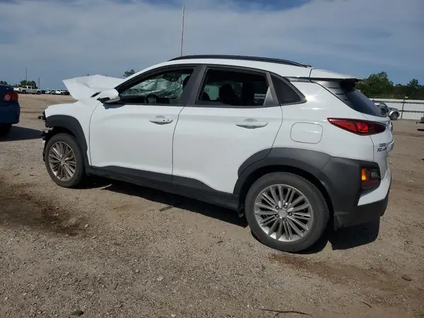 KM8K22AA2JU181887 2018 HYUNDAI KONA - Image 2