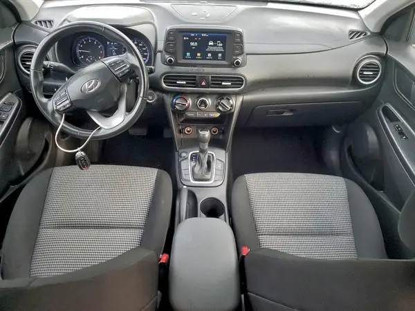 KM8K22AA2JU182411 2018 HYUNDAI KONA - Image 8